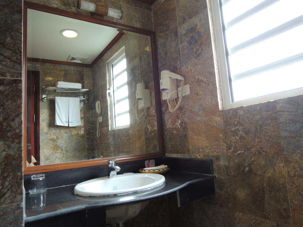 Satel Hotel Hanoi Zimmer foto